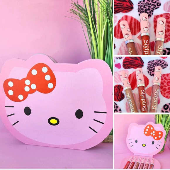 Hello Kitty Pink and Red Party Favor Set - Picture 1 of 2